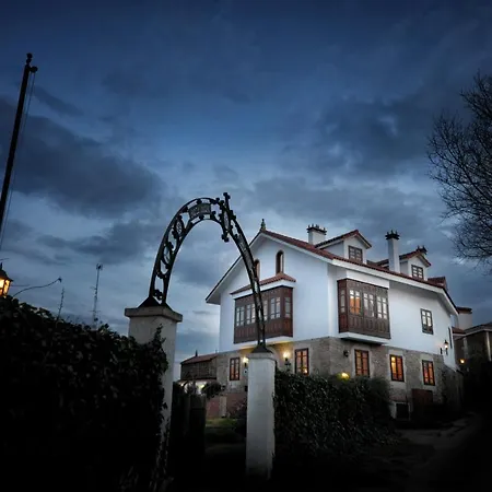 Hotel Mar De Queo