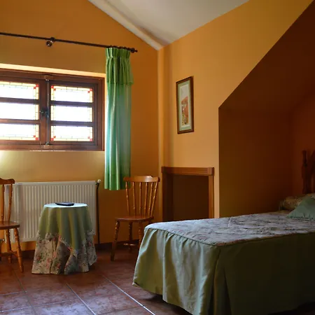 Mar De Queo Hotell 2*