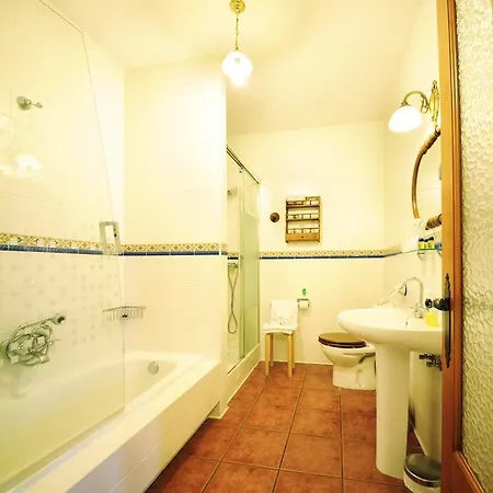 Hotel Mar De Queo