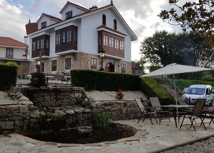 Mar De Queo Hotel 2*