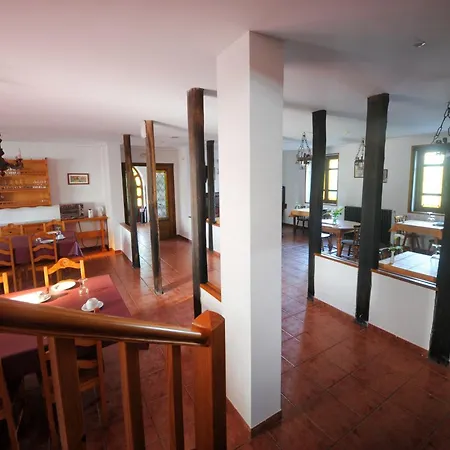 Hotell Mar De Queo 2*