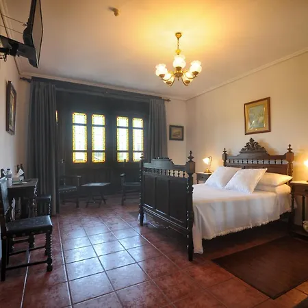 Hotell Mar De Queo 2*